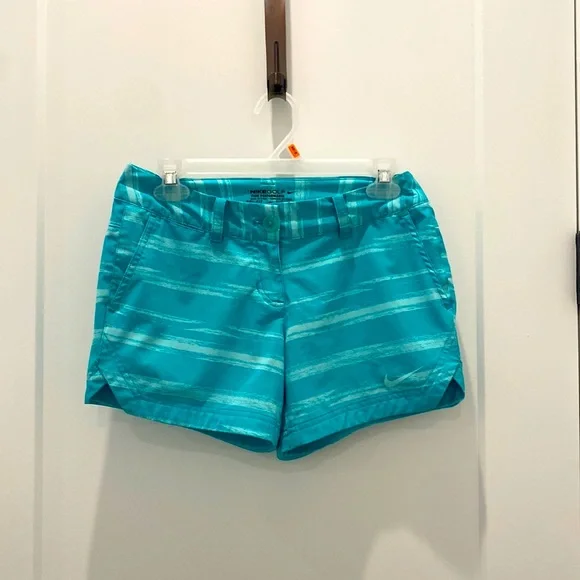 Womens Nike athletic/golf shorts - Picture 1 of 1